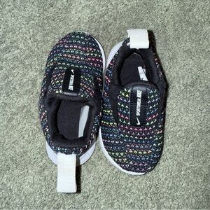 Nike | Toddler Black Multicolor Tennis Shoes